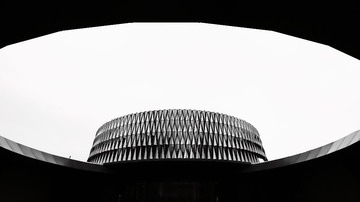 350F2711-0345-4A3F-BE5B-20538E011877/L0/001