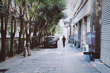 C1B3647B-3489-470D-B8AE-877AAE1AC2A8/L0/001