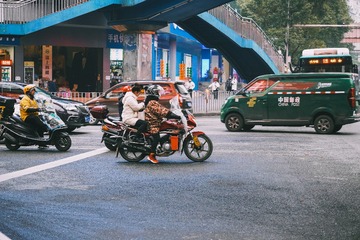8F2ADA0A-0A1B-4BDE-8A9A-4E7C124DBEA2/L0/001