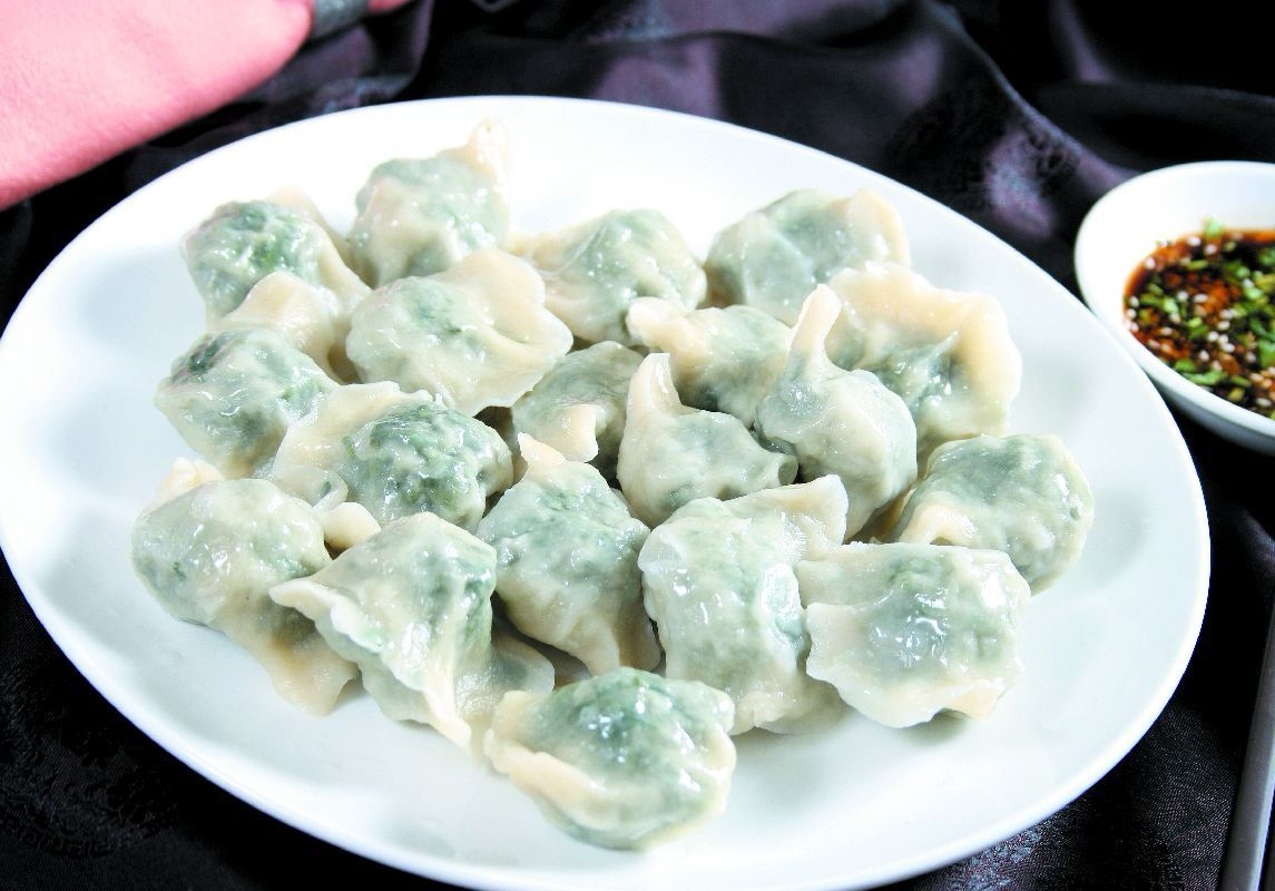 春天的美食-荠菜水饺