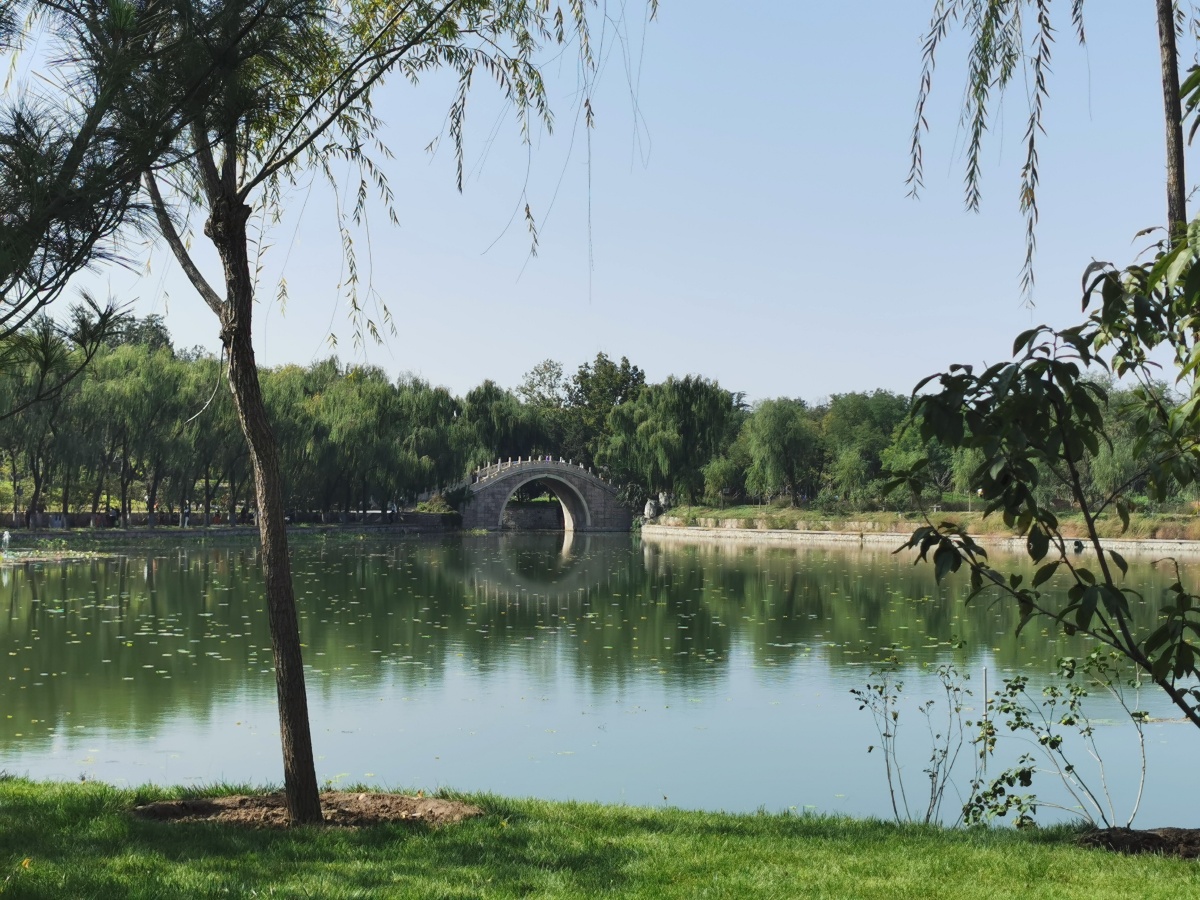 北京龙潭湖中湖公园