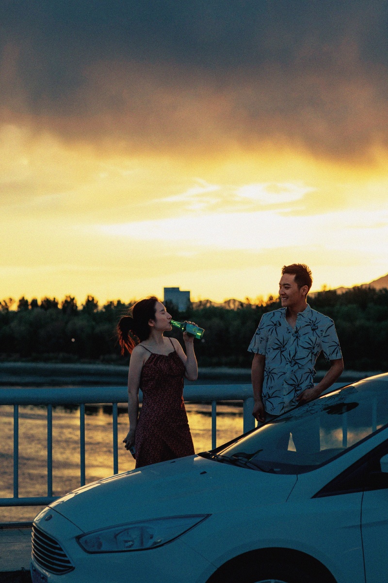 超禁欲系的情侣写真太喜欢了摄影师自拍系列