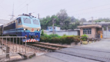 921515