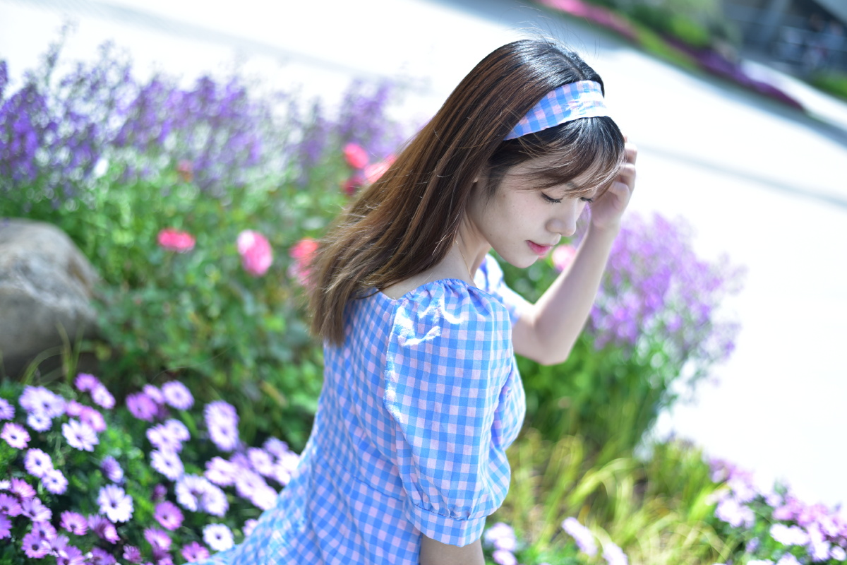 初夏的女孩