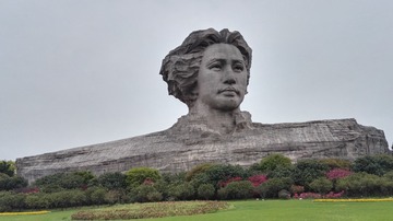 2287560