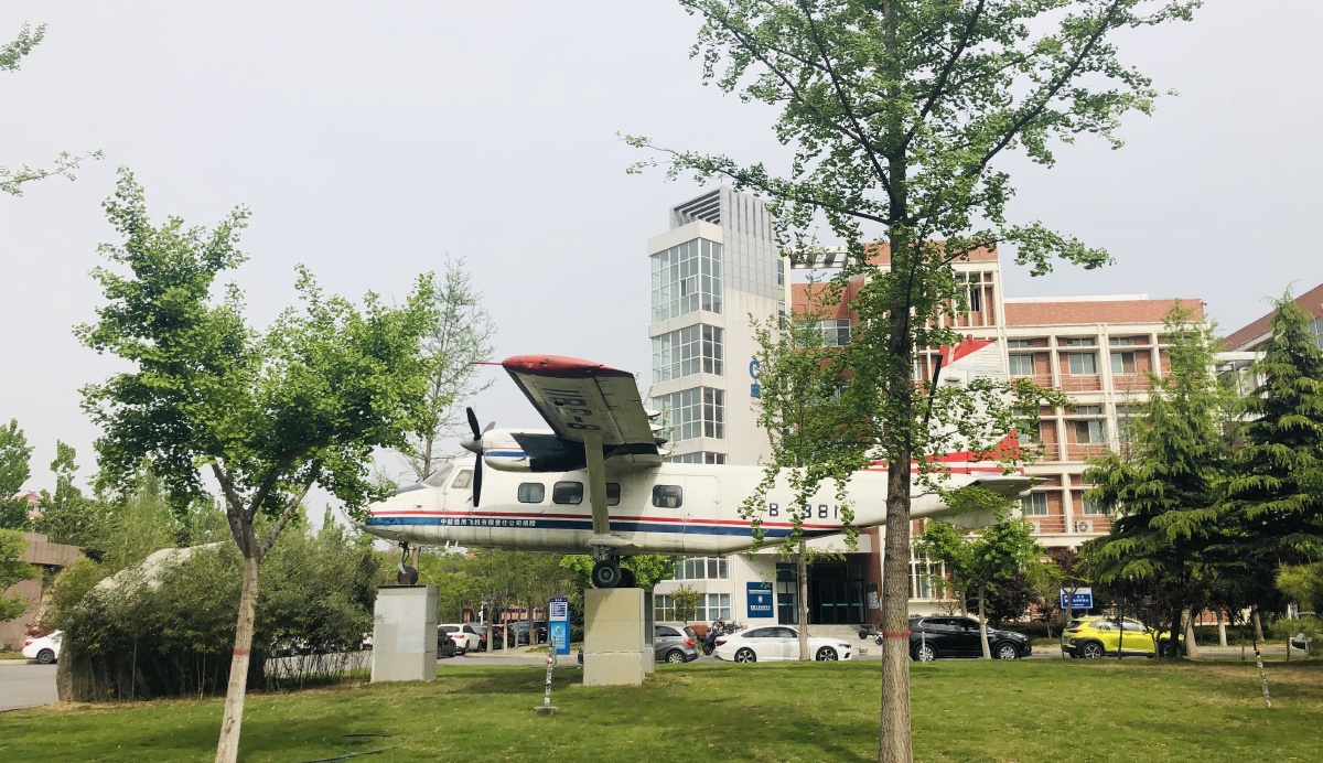 快来当第一个打赏的人吧爬楼联盟圈子_del_郑州76759航院飞机郑州航空