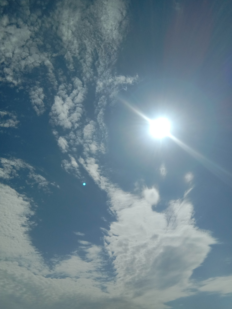 天空太阳