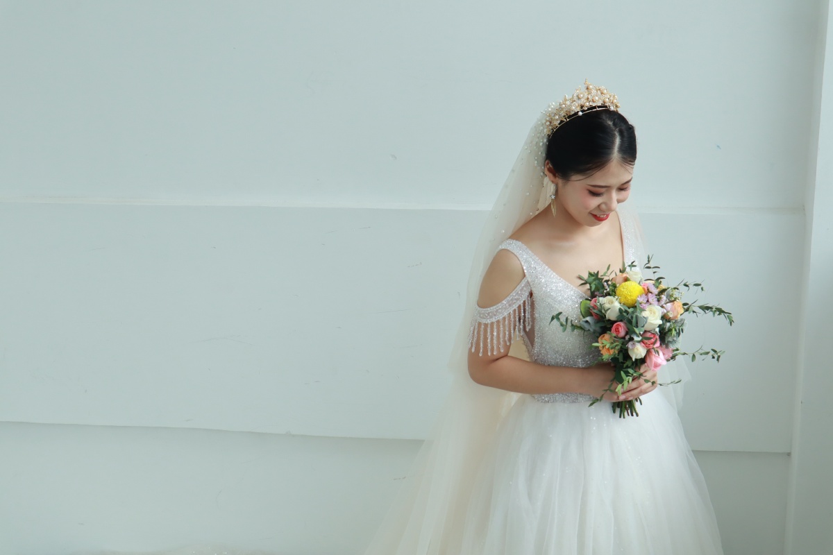 新娘96997815 - 喜欢拍照的木子草氵瓶 - 图虫