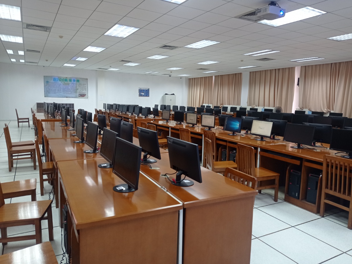 电脑实验室