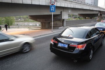 靓车
