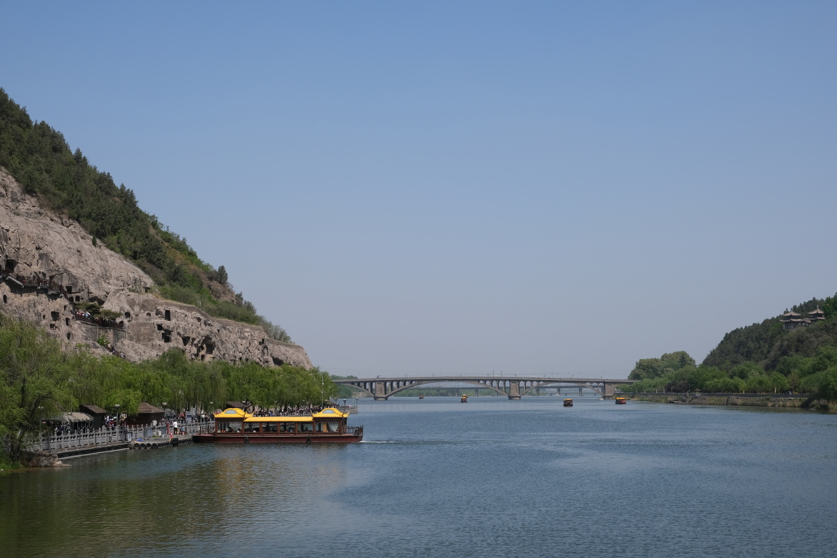 洛阳龙门石窟近中远景纪实