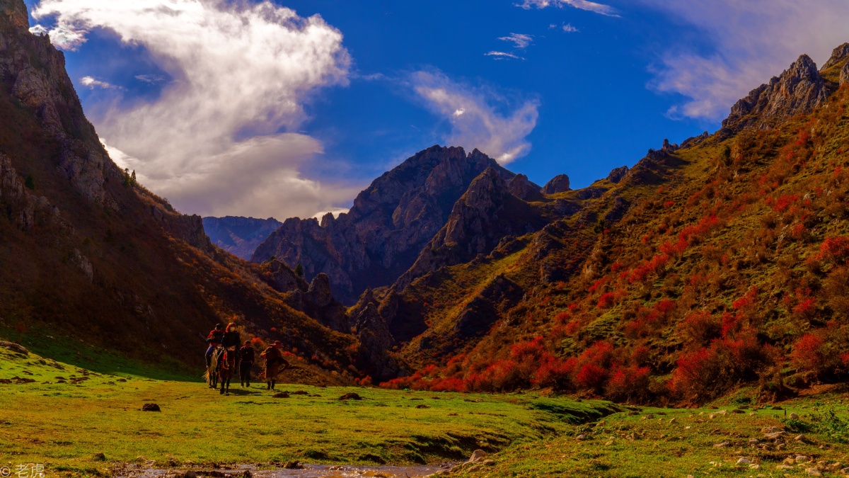 世外桃源纳摩大峡谷郎木寺