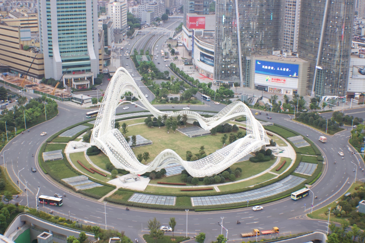 光谷广场星河光谷步行街