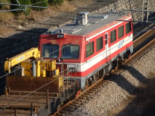 35310