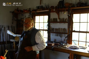 做火枪的手艺老人@Old Salem.JPG