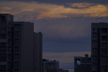 35016