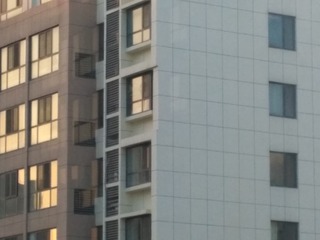 1055382