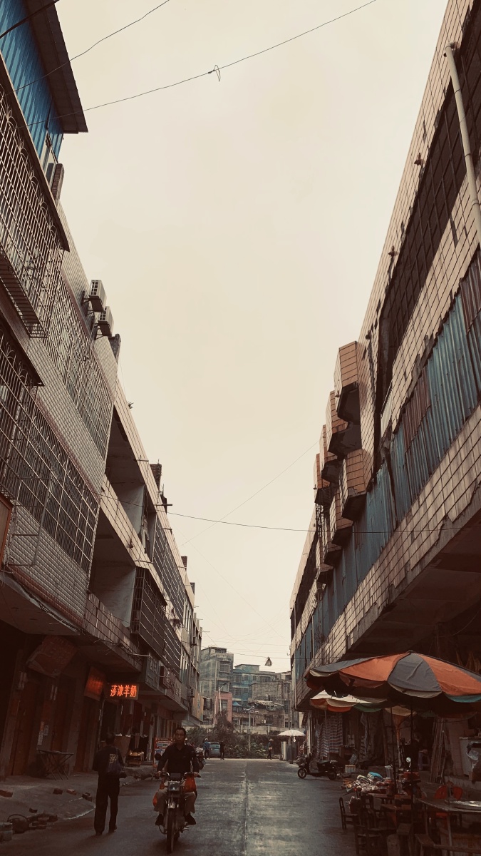 街头小巷浓浓的回忆