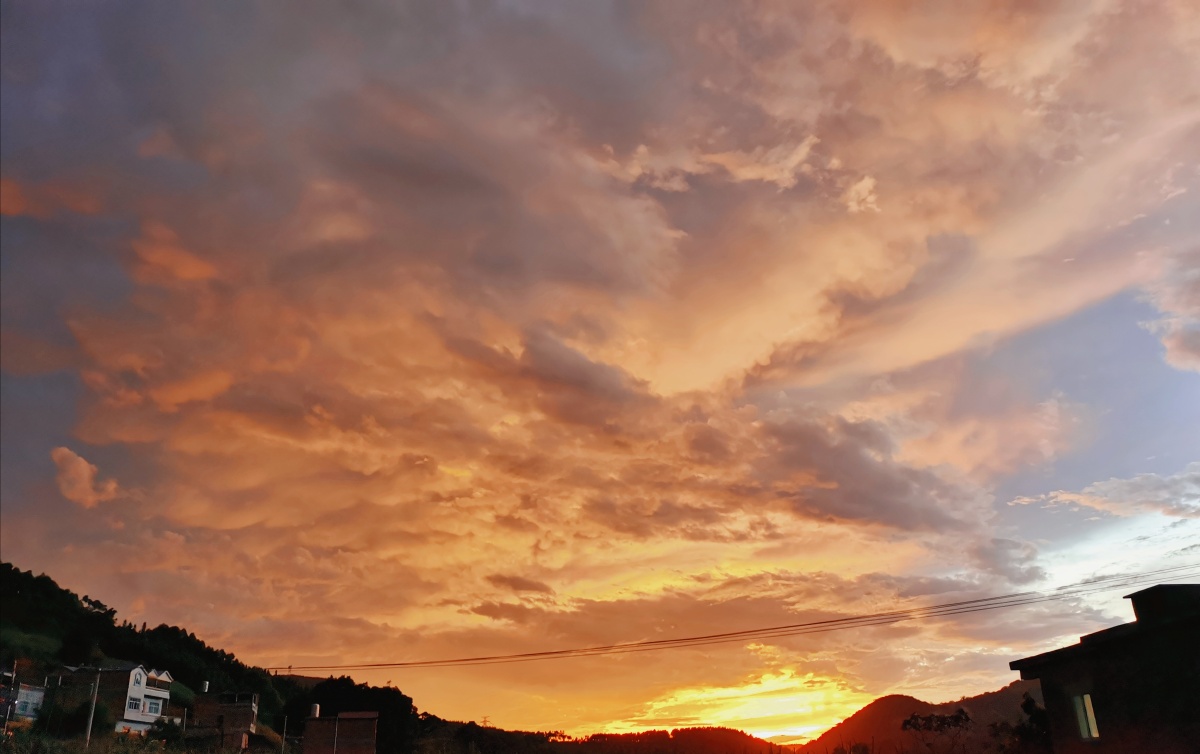 赶不上凌晨五点的日出不妨去看看傍晚六点的日落