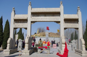 仓颉陵、字圣坊