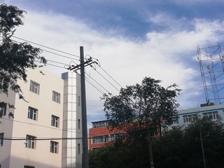 779823