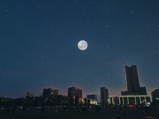 1670869