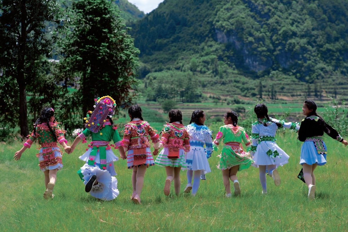 苗族女孩的六一儿童节