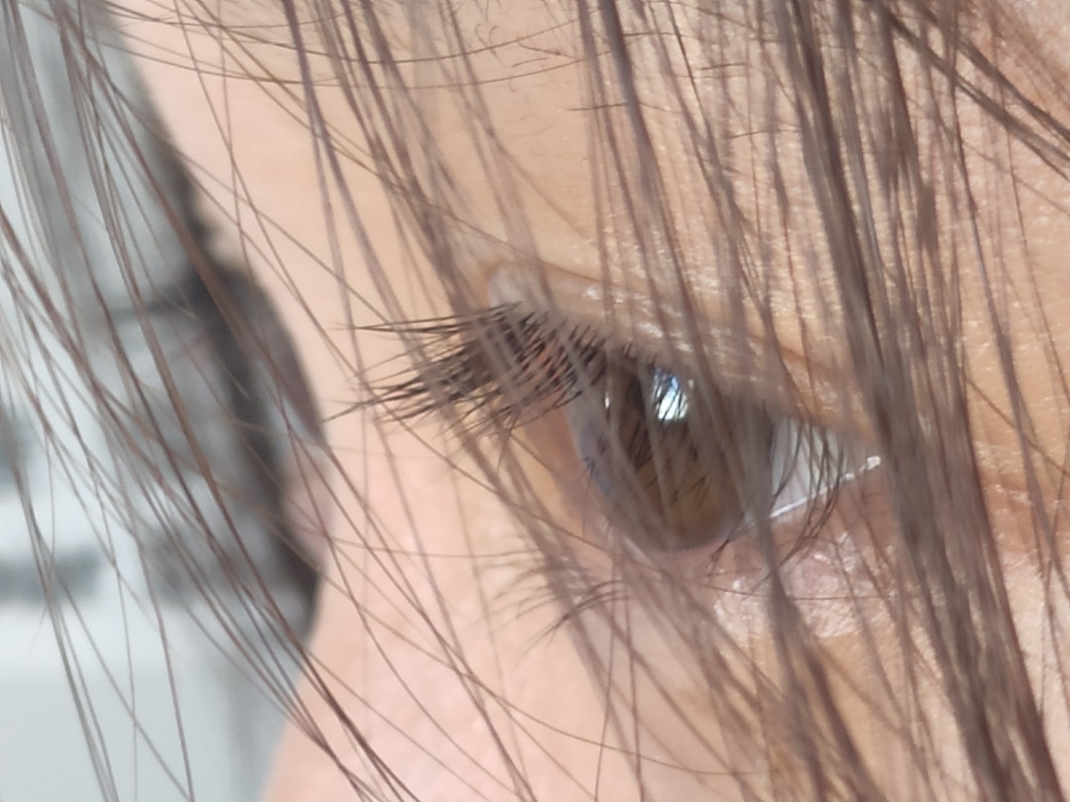 眼睛也是有光的