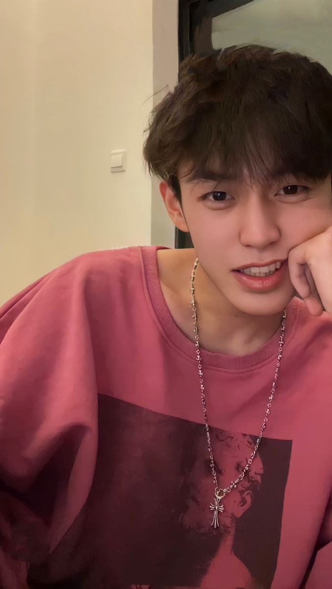 老余就是理想型啊 - 12号宇航员 - 图虫