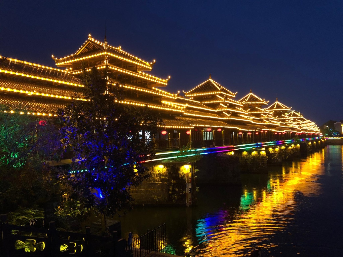芷江夜景