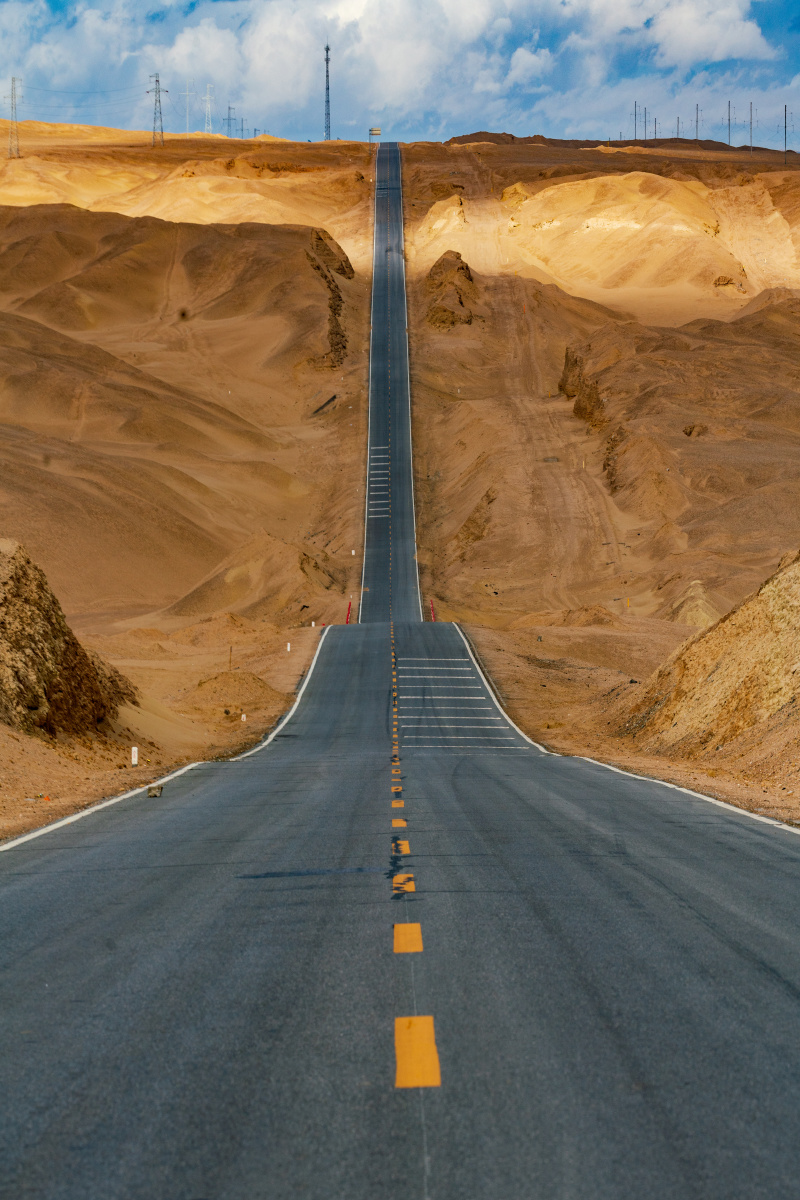 无人区波浪公路