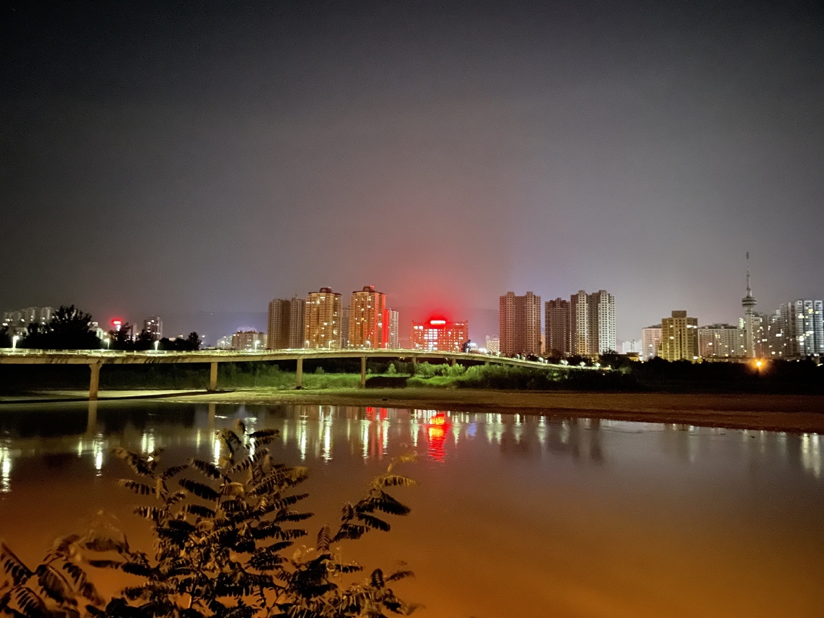 陕西省宝鸡市渭滨区渭河公园夜景随拍