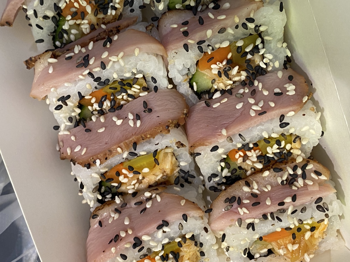 绝好吃的烤鸭寿司