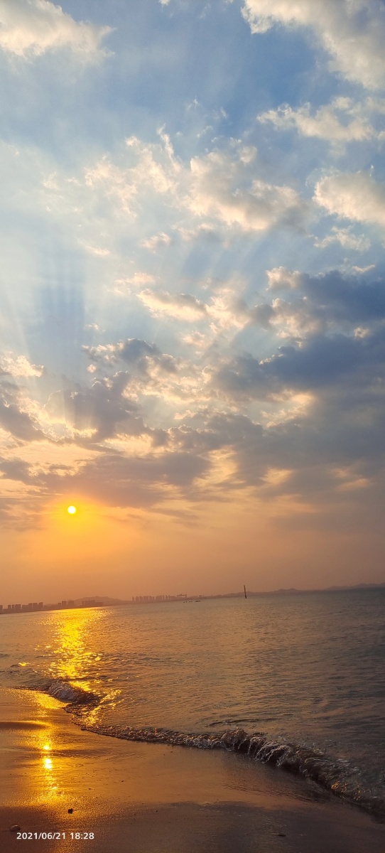 落日余晖映晚霞一抹夕阳美如画