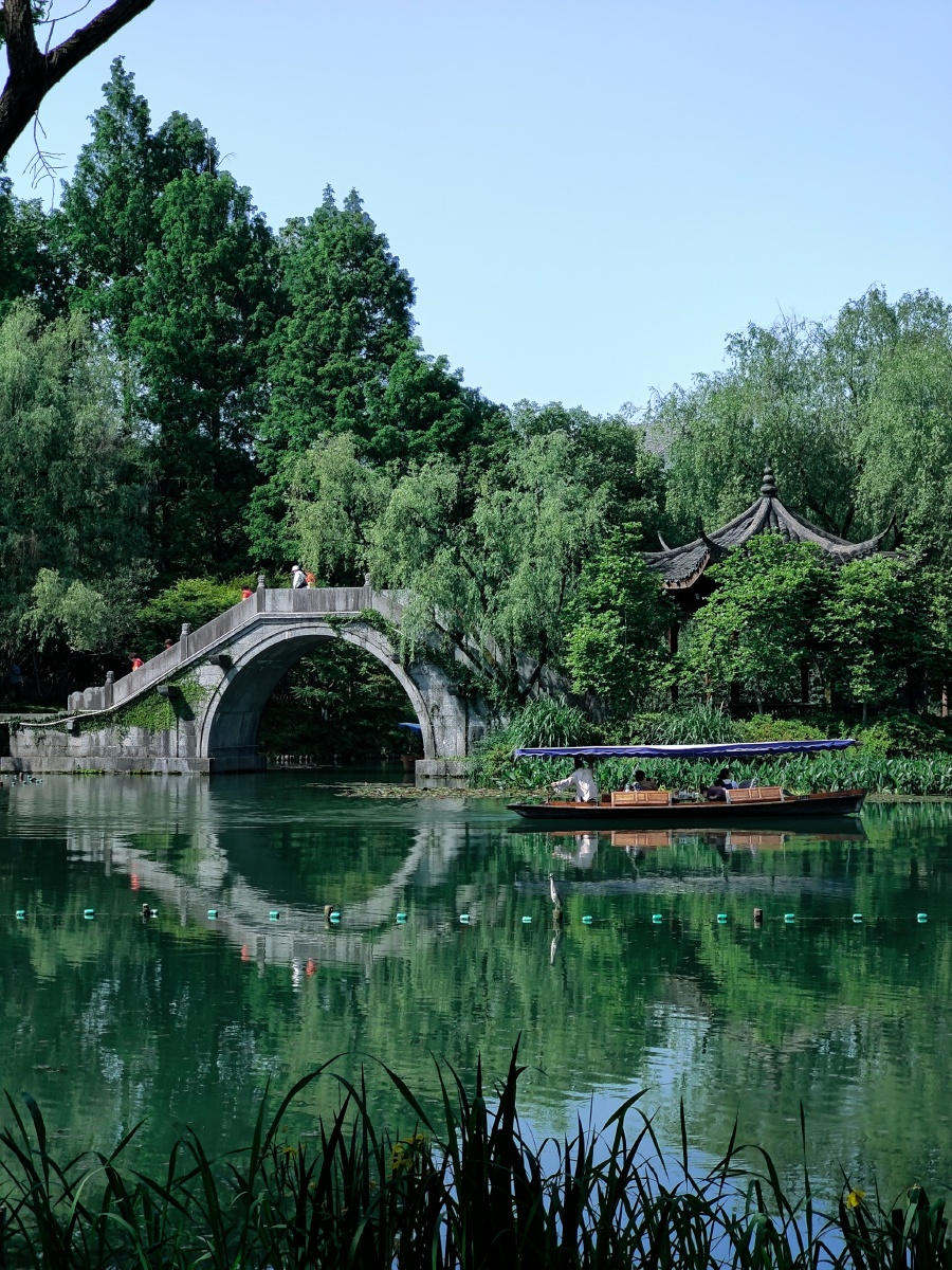 一加长焦镜头拍摄的西湖风光