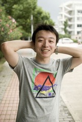 华磊小盆友