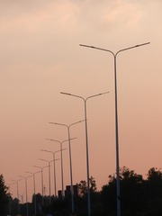 1045749
