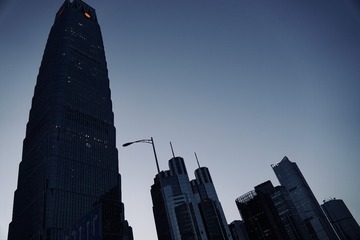 B434BB74-DD03-4A95-A0A3-476418BD3F0F/L0/001