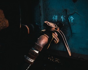 588212