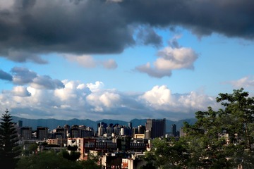 3B193972-C25A-417A-A91D-4EA94D136750/L0/001