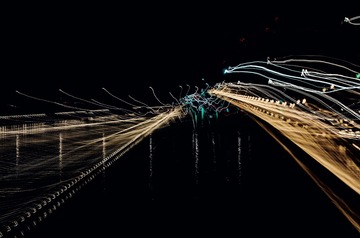 300027