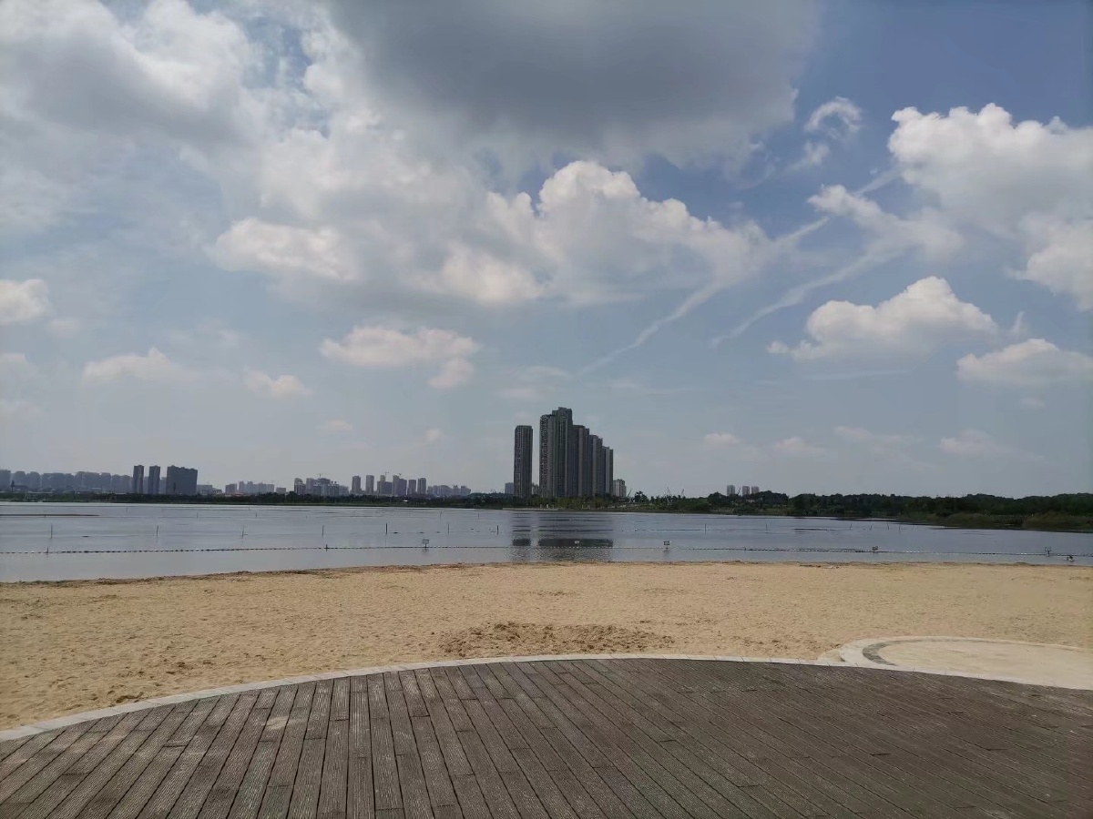 松雅湖沙滩游玩原图