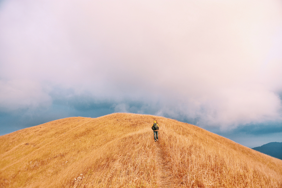 行到水穷处坐看云起时