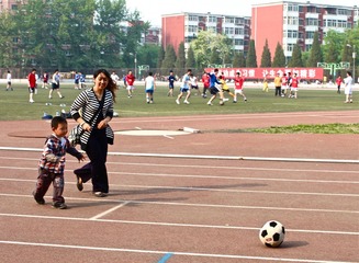 童年 人间 我的大学