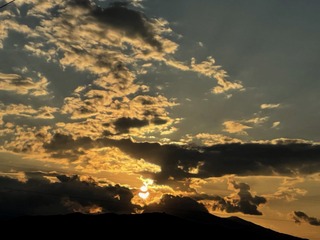 83B7E1EE-CD43-45DF-988E-7AB2BE2589EC/L0/001