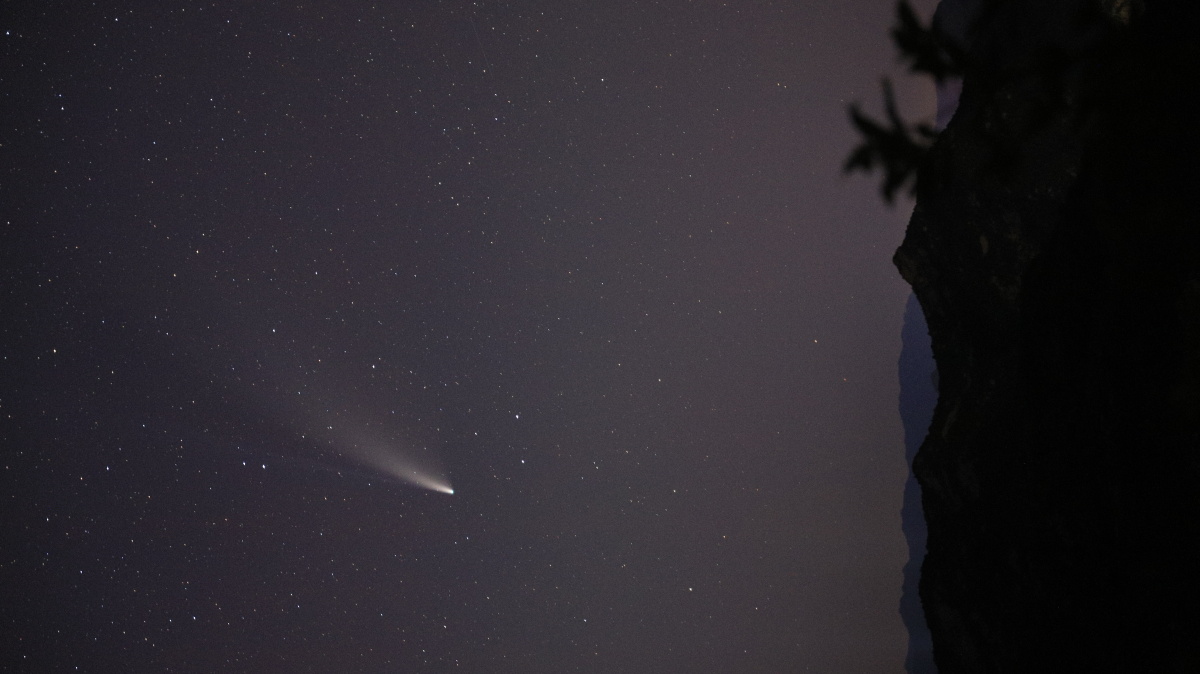 繁星满天皓月当空仰望星空是梦开始的地方寻得那份宁静