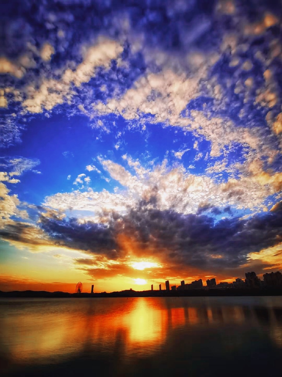 美丽晚霞用心体会生命中的每一天