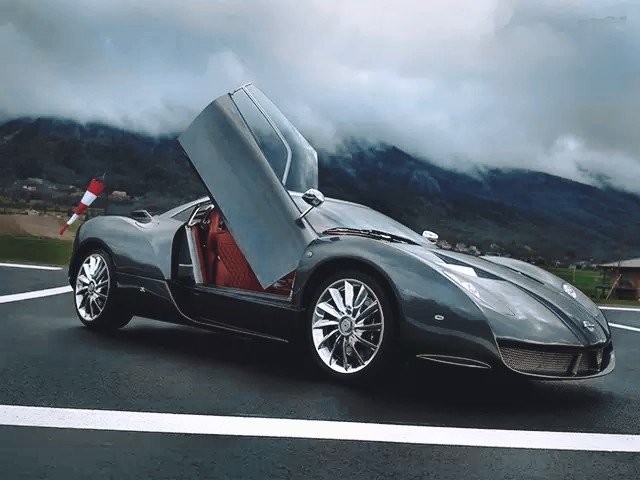 世爵spykerc12zagato