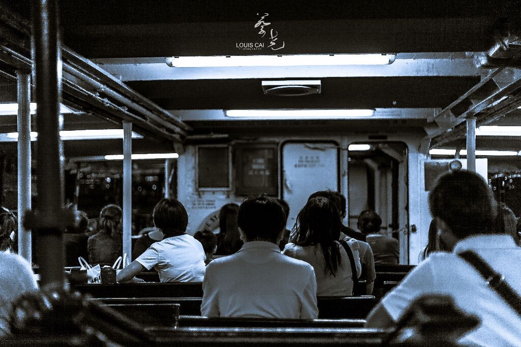 那張舊船票是否還能登上你的客床<br />
Hehehhehe~