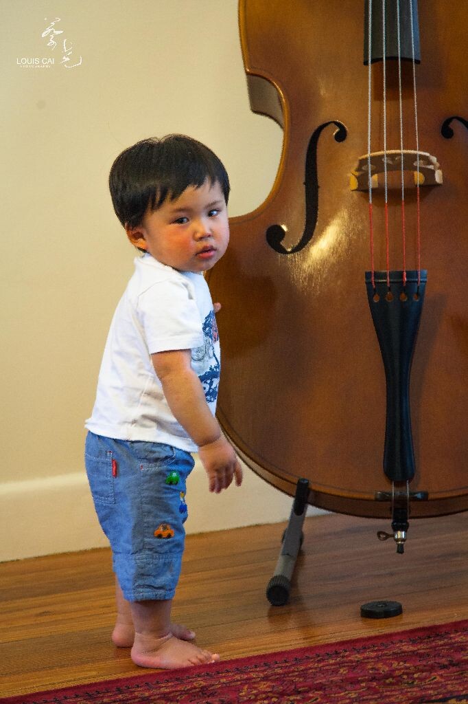 Little Boy with Cello<br />
